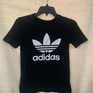 Adidas tshirt